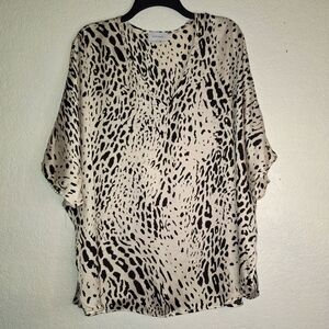 Adrienne Animal PRINT Black/Cream V-Neck PONCHO TUNIC Size Medium Oversized